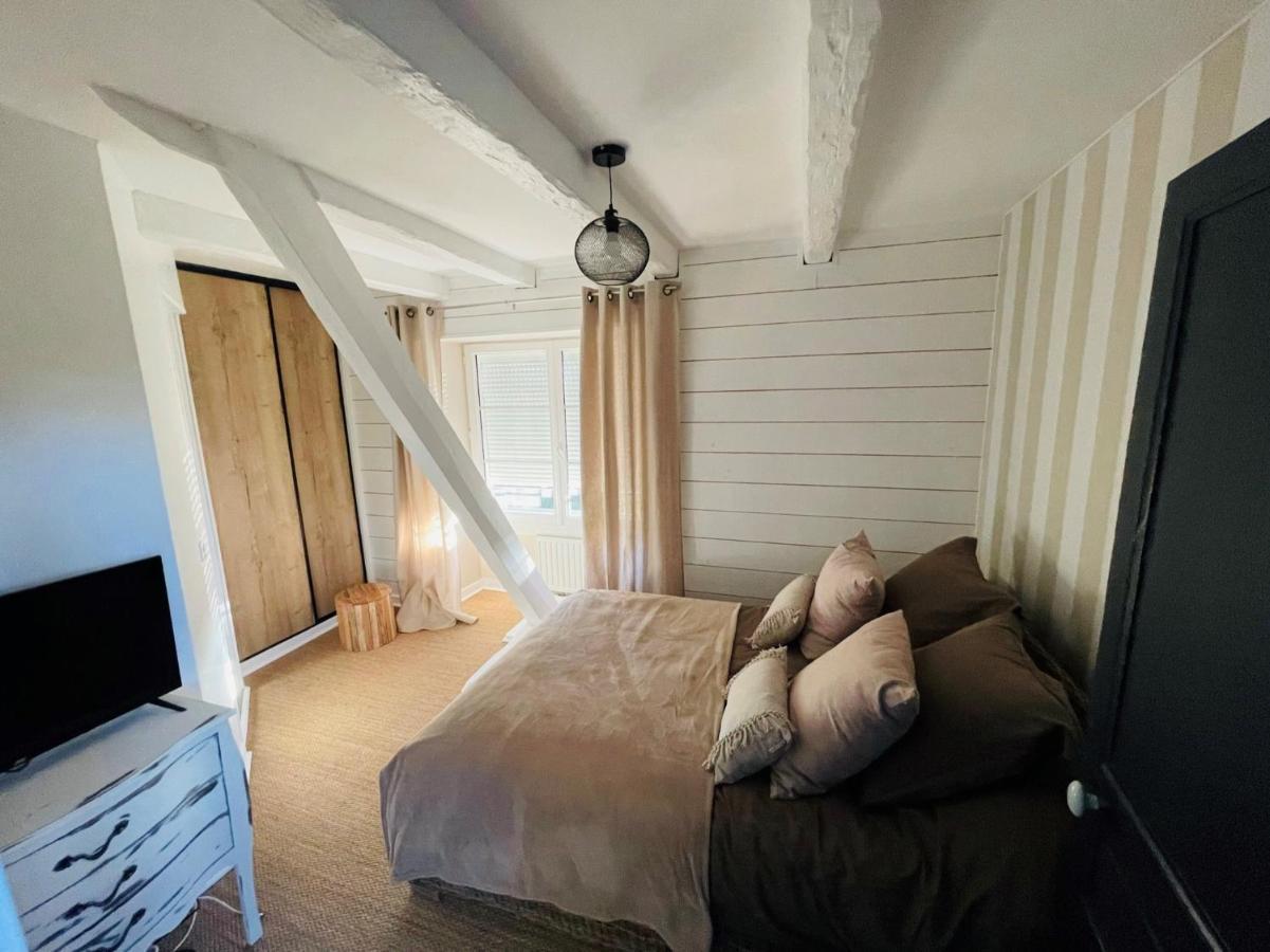 Maison Du Roc Bed & Breakfast Champagnac-de-Bélair Dış mekan fotoğraf